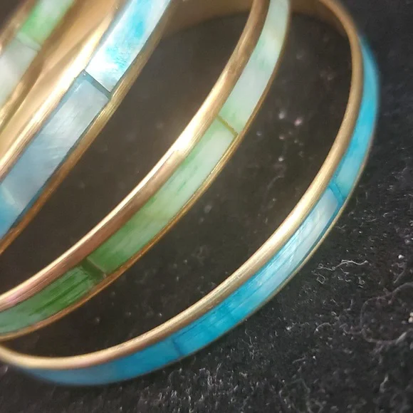 Elegant Gold and Turquoise Bangle Set - Picture 3 of 5